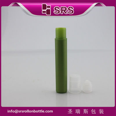 주문 녹색 색 15ml 플라스틱 롤 컵에 피부 관리 액체 online manufacture